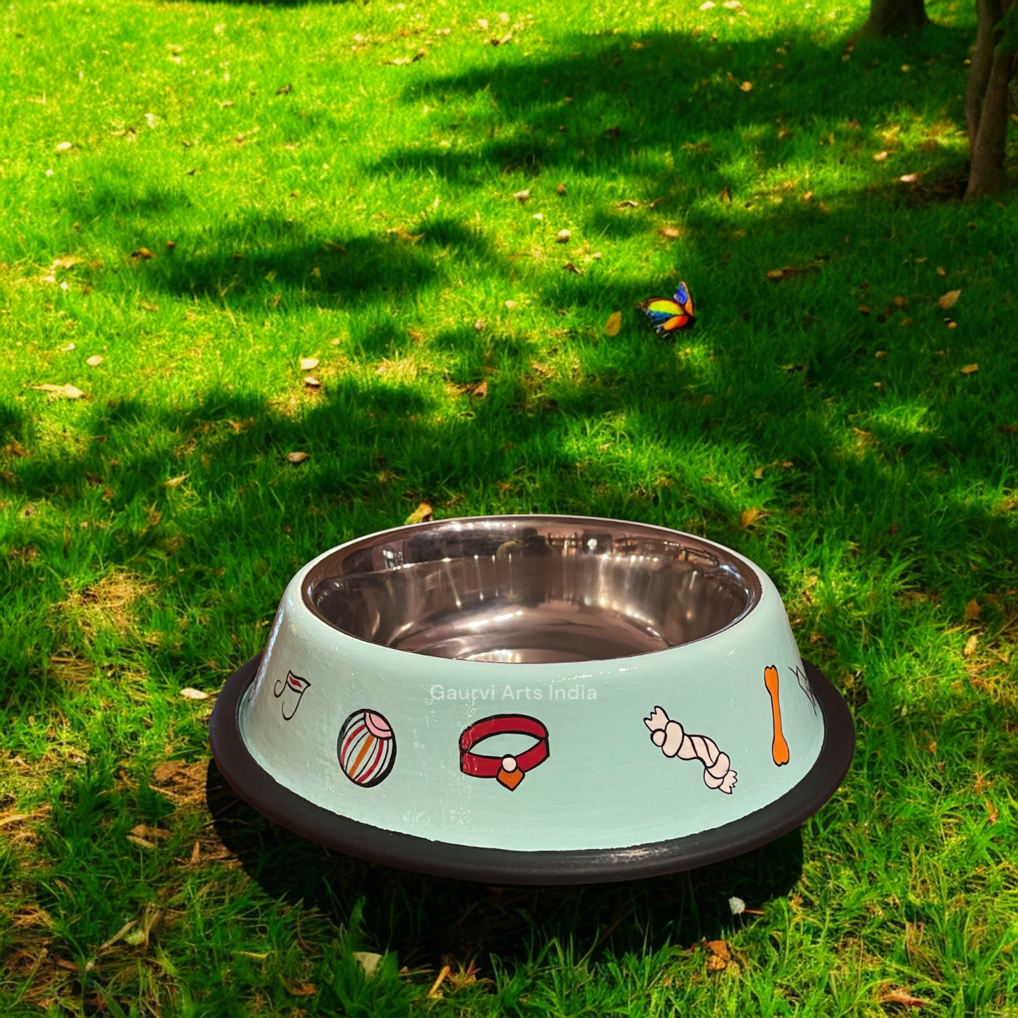 Hand-painted pet food bowls, designed especially for pet lovers Crafted with care, these bowls are not only visually appealing but also durable and easy to clean,