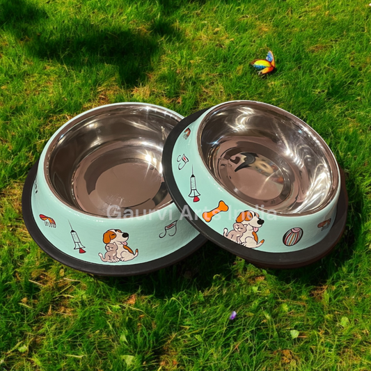 Hand-painted pet food bowls, designed especially for pet lovers Crafted with care, these bowls are not only visually appealing but also durable and easy to clean,